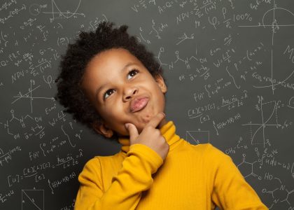 Aprender a pensar antes que memorizar la clave de la educación del siglo XXI